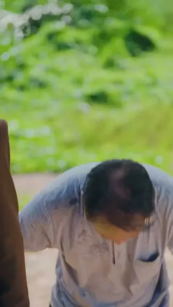 หวนคืนสู่หมู่บ้านแห่งแค้น