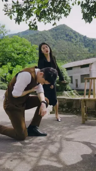 หวนคืนสู่หมู่บ้านแห่งแค้น