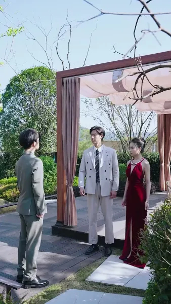 เมื่อดาวกลับสู่ฟ้า