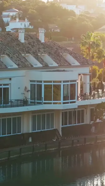 รักเสมอไม่เสื่อมคลาย