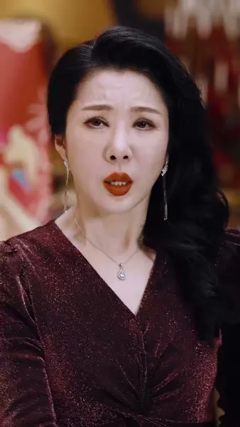 คุณหนูปลอมโป๊ะแตก