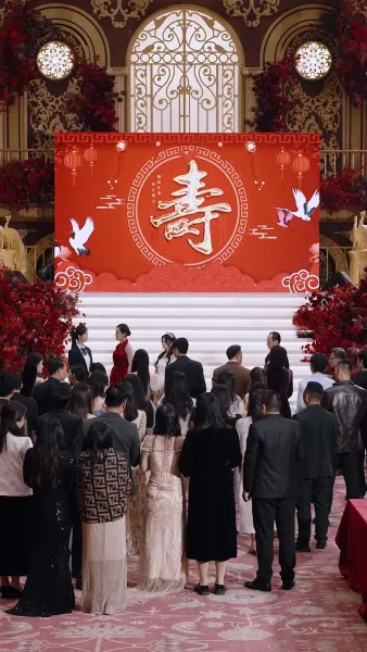 คุณหนูปลอมโป๊ะแตก