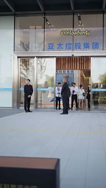 หลังหมดสัญญา เขาทิ้งอดีต