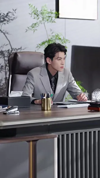 หลังหมดสัญญา เขาทิ้งอดีต