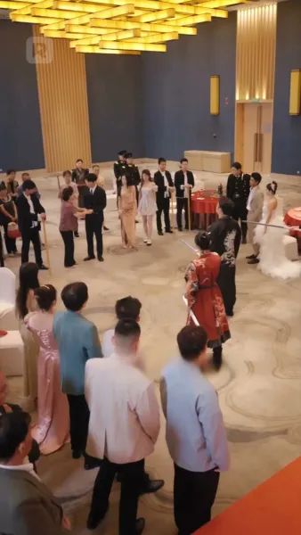 ฉันคือราชามังกรและผู้พิทักษ์ในตำนาน