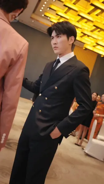 ฉันคือราชามังกรและผู้พิทักษ์ในตำนาน