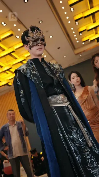 ฉันคือราชามังกรและผู้พิทักษ์ในตำนาน