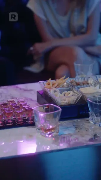 รักแตกร้าวเงาคำลวง