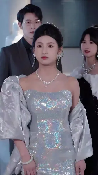 รอยรักรอยร้าว