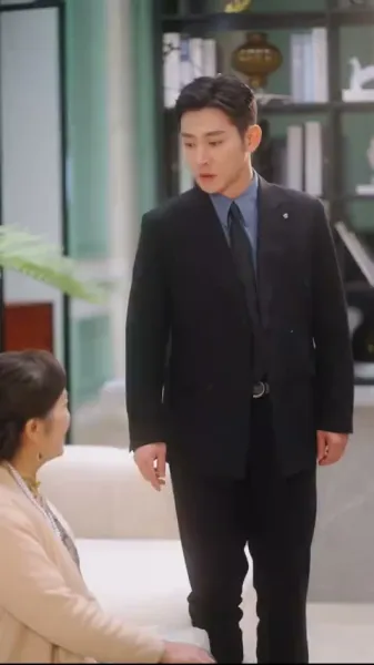 เงารักในเวทีแห่งฝัน