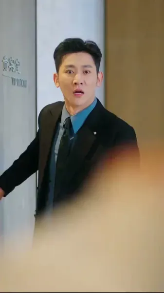 เงารักในเวทีแห่งฝัน