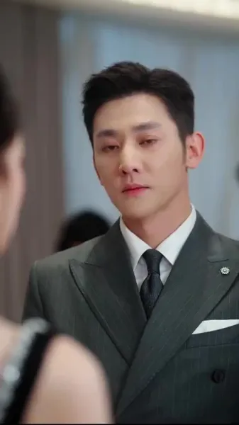 เงารักในเวทีแห่งฝัน