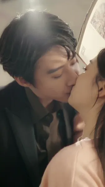 （พากย์ไทย）อุ้มรักสาวโรงงาน