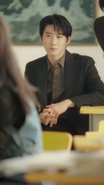 （พากย์ไทย）อุ้มรักสาวโรงงาน