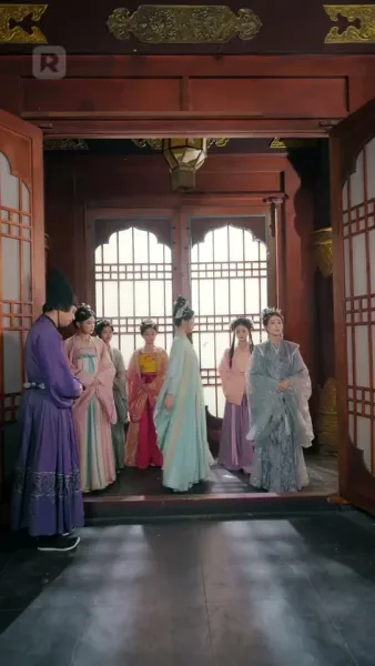 เพลิงแค้นสีชาด: บ่วงรักจักรพรรดิ