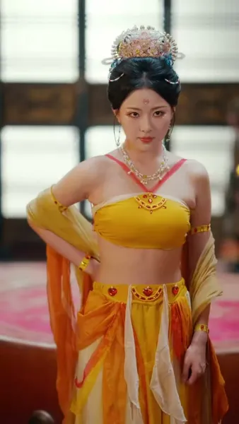 เพลิงแค้นสีชาด: บ่วงรักจักรพรรดิ