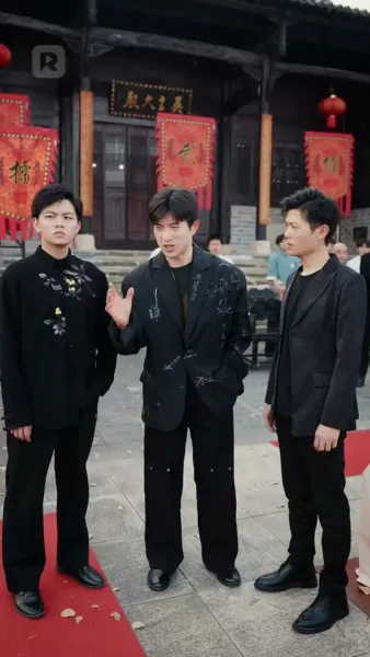 คัมภีร์ปลอม แต่ไร้เทียมทาน