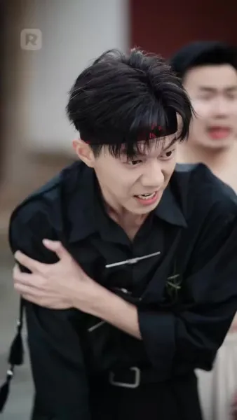 คัมภีร์ปลอม แต่ไร้เทียมทาน