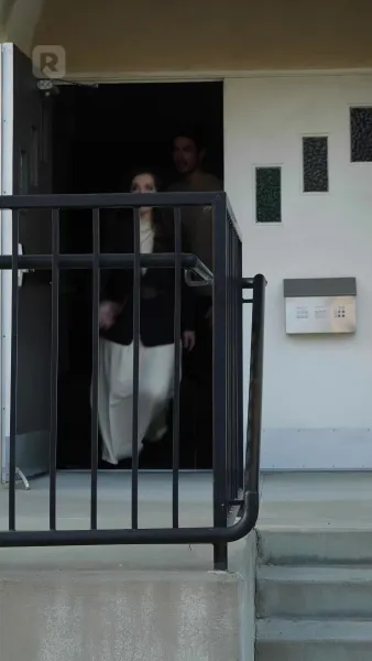 แม่จ๋า อย่าร้องไห้ พ่อขอโทษ