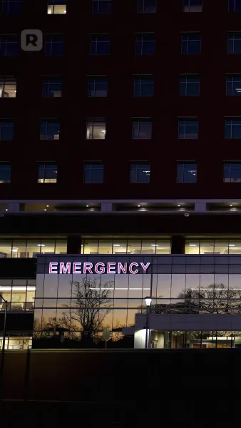 แม่จ๋า อย่าร้องไห้ พ่อขอโทษ