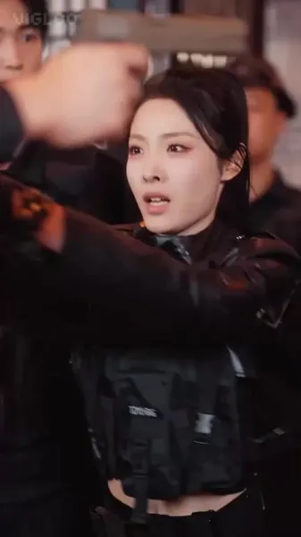 คมเฉือนคม