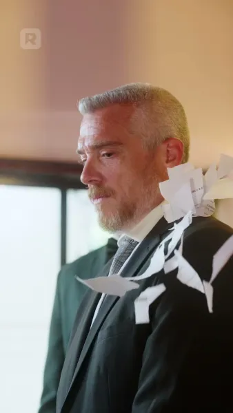 บัลลังก์ไร้น้ำตา