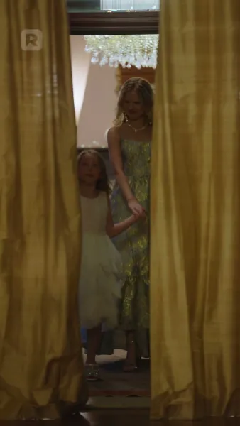 บัลลังก์ไร้น้ำตา