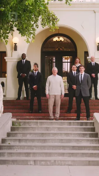 บัลลังก์ไร้น้ำตา