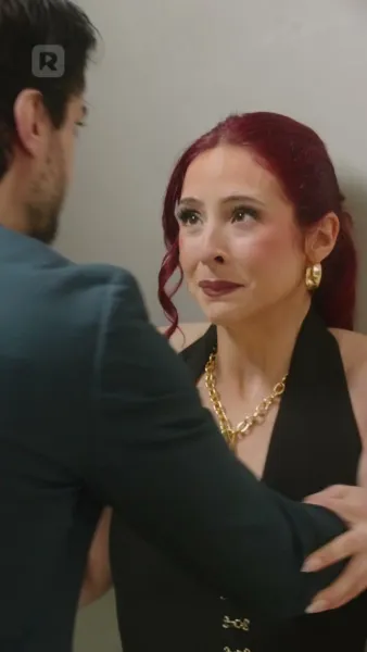 บัลลังก์ไร้น้ำตา