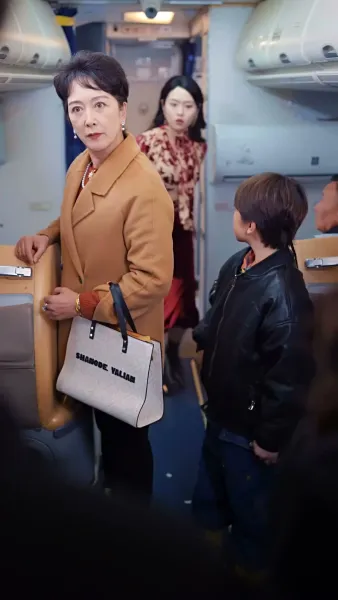 ลูกไม้หล่นไม่ไกลต้น