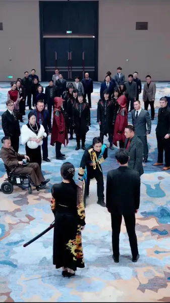  มังกรที่ถูกจองจำโบยบิน