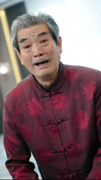  มังกรที่ถูกจองจำโบยบิน