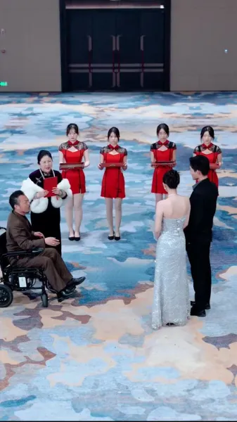  มังกรที่ถูกจองจำโบยบิน