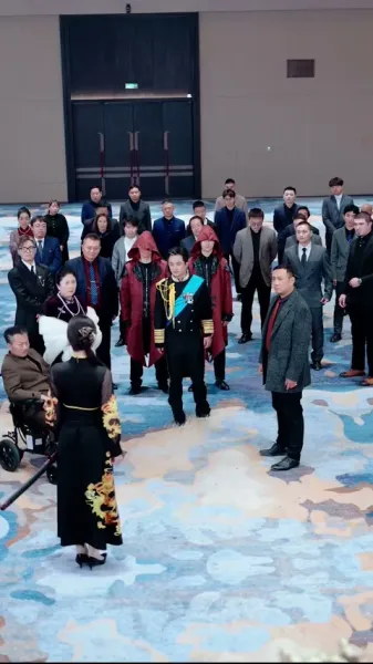  มังกรที่ถูกจองจำโบยบิน