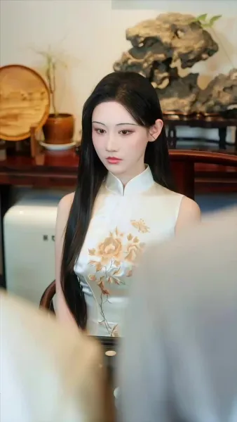 ผู้มาเยือนจากอดีต