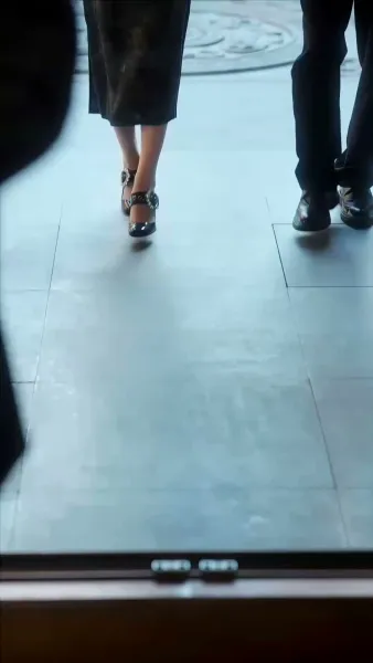 ผู้มาเยือนจากอดีต