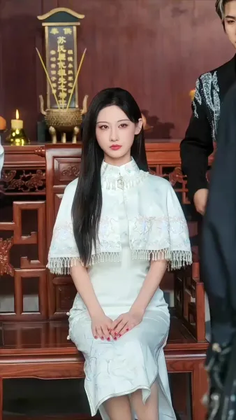 ผู้มาเยือนจากอดีต