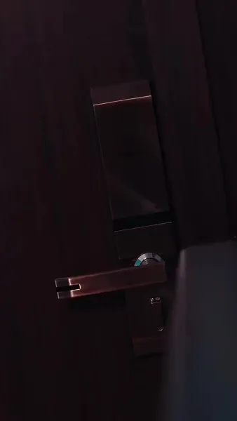 離婚後，前夫哭著求復婚