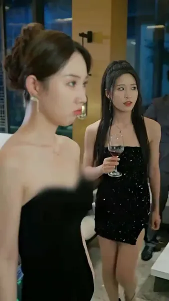 หลังหย่า ฉันพาลูกแฝดตัวร้าย มากำราบประธานตัวดี