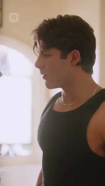 รักว้าวุ่นของนักเต้นและดาวฮอกกี้