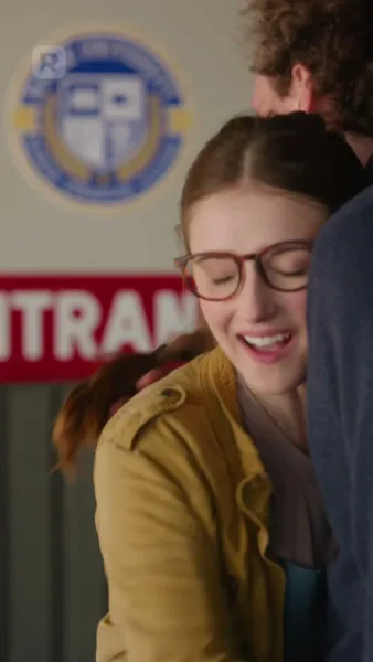 รักว้าวุ่นของนักเต้นและดาวฮอกกี้