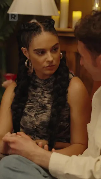 โปรยรักถล่มใจ