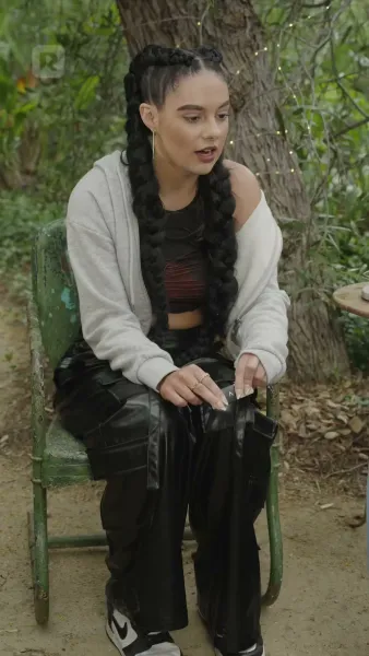 โปรยรักถล่มใจ