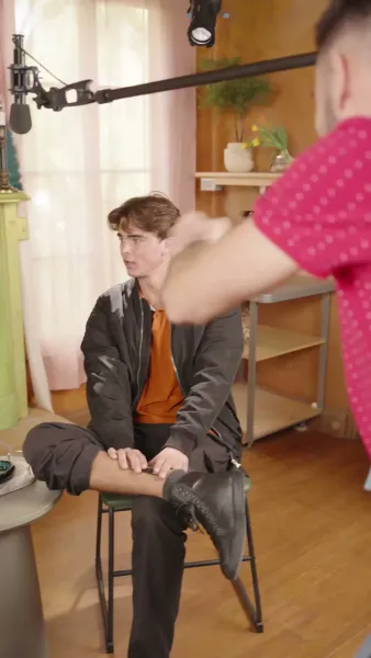 โปรยรักถล่มใจ