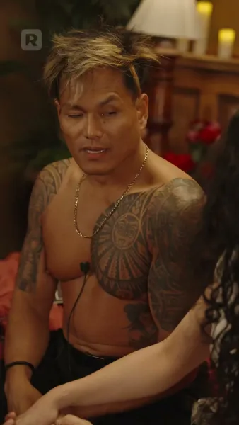 โปรยรักถล่มใจ