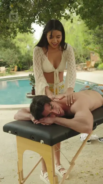 โปรยรักถล่มใจ