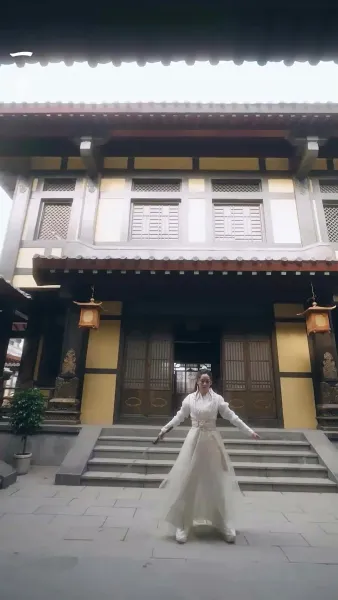 จางรั่วเฉินเทพจักรพรรดิบรรพกาล