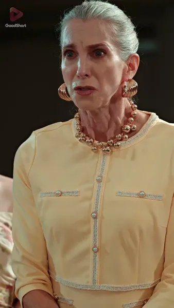 อย่ากล้าท้า ท่านประธานสาว