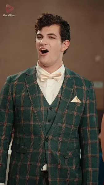 อย่ากล้าท้า ท่านประธานสาว