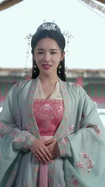 เฟิ่งอู่เก้าฟ้า